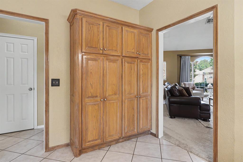 2408 Brenton Drive Property Photo 13
