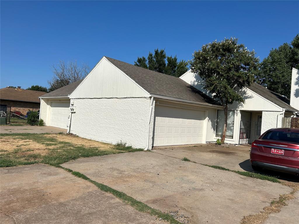 6111 Gaelic Glen Drive Property Photo 1