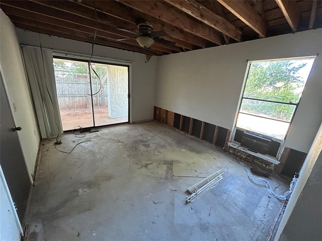 6111 Gaelic Glen Drive Property Photo 12