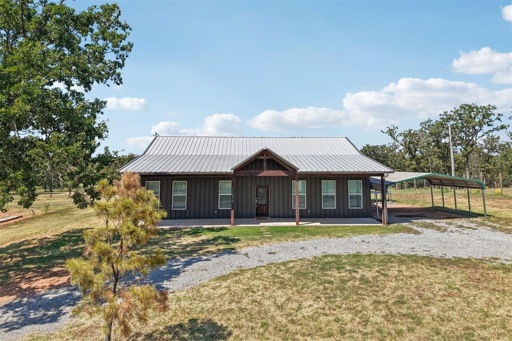 336870 E 1000 Road Property Photo 4