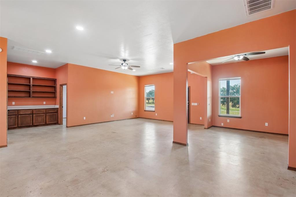 336870 E 1000 Road Property Photo 8