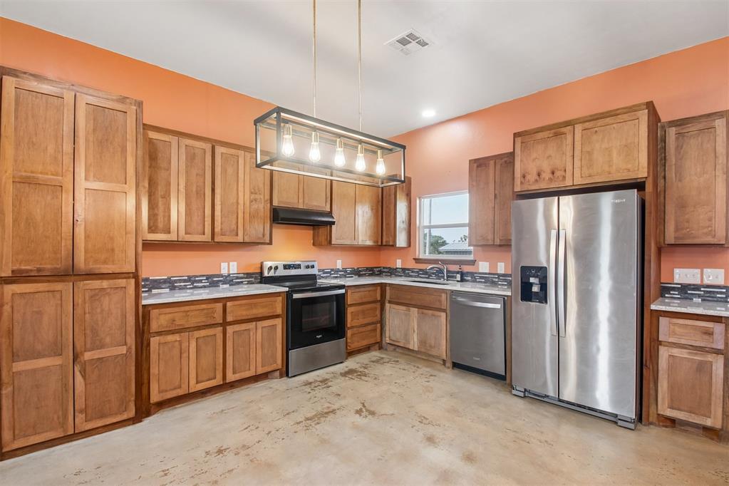 336870 E 1000 Road Property Photo 15