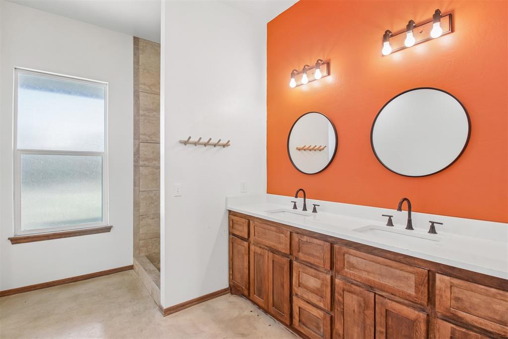 336870 E 1000 Road Property Photo 21