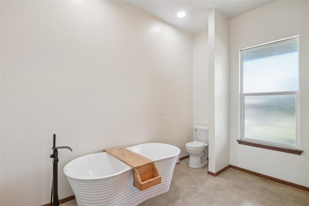 336870 E 1000 Road Property Photo 22