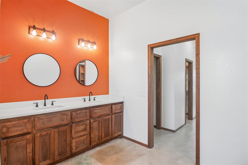 336870 E 1000 Road Property Photo 24