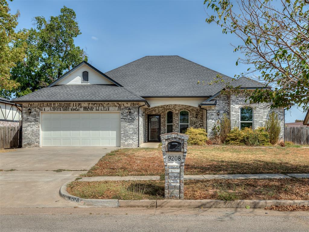 9208 S Villa Avenue Property Photo 1