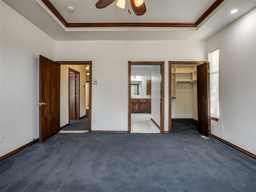 9208 S Villa Avenue Property Photo 16
