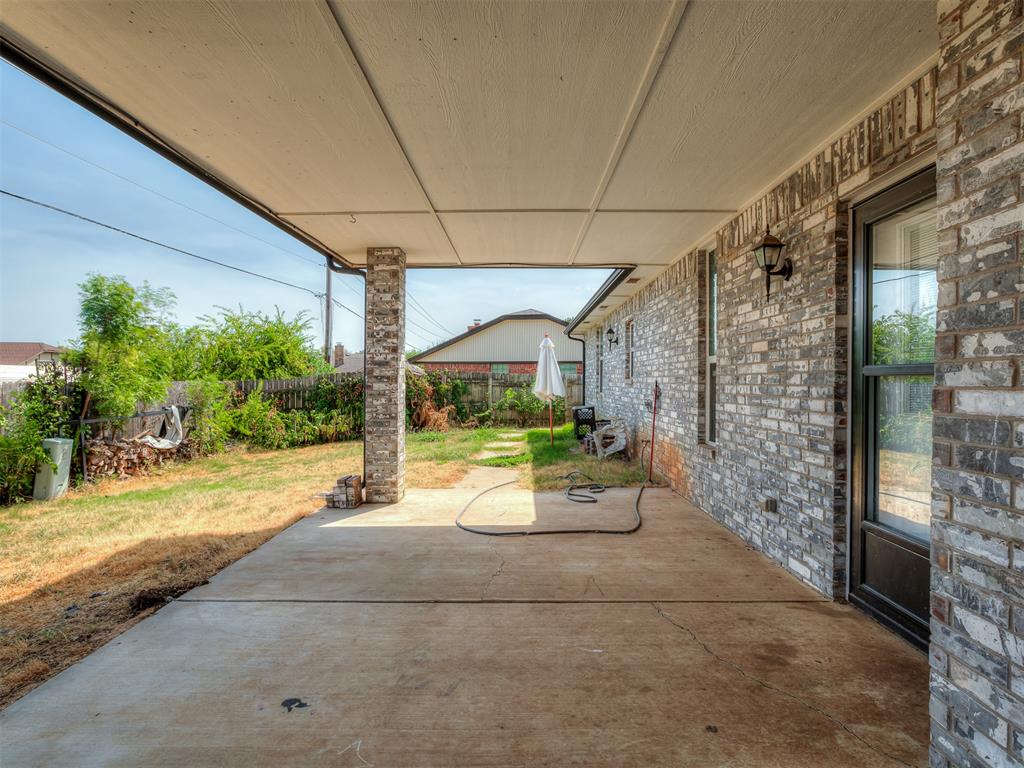 9208 S Villa Avenue Property Photo 31