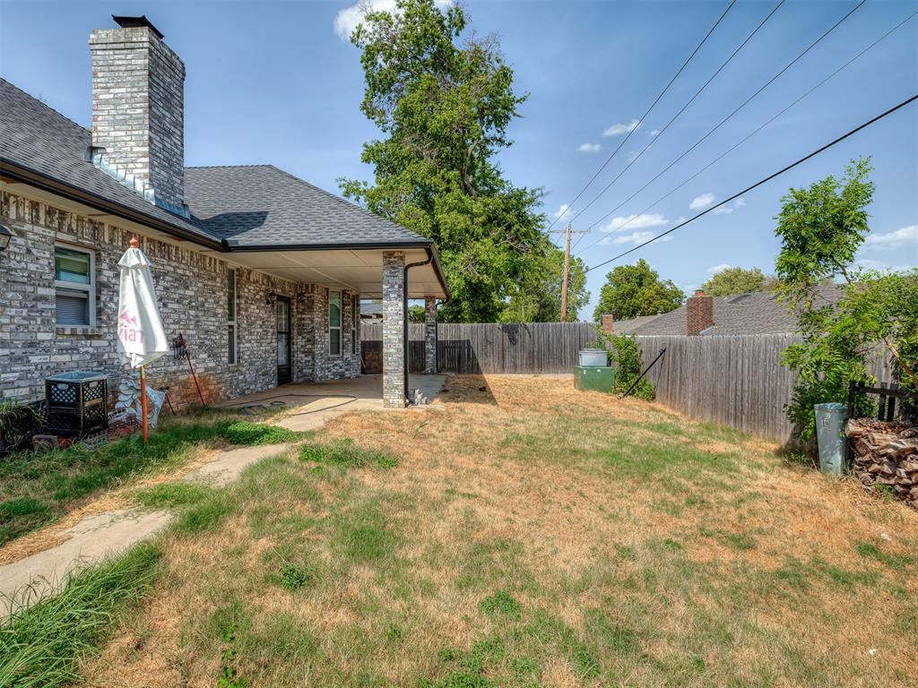 9208 S Villa Avenue Property Photo 33