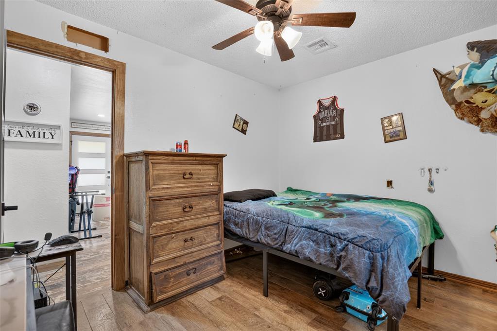 21480 Pioneer Circle Property Photo 13