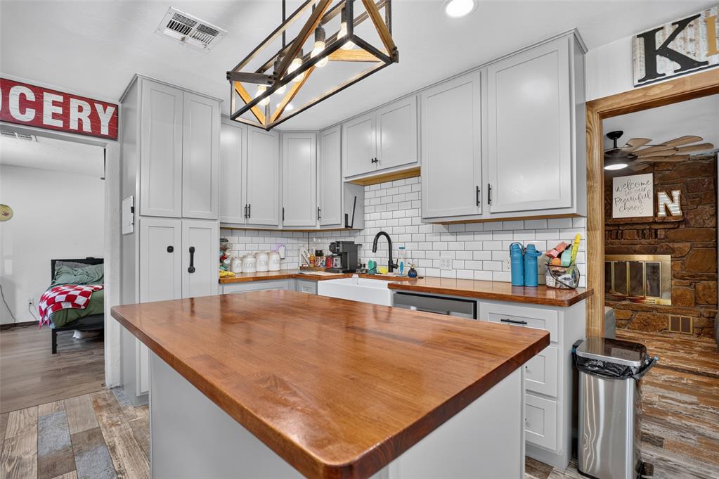 21480 Pioneer Circle Property Photo 19