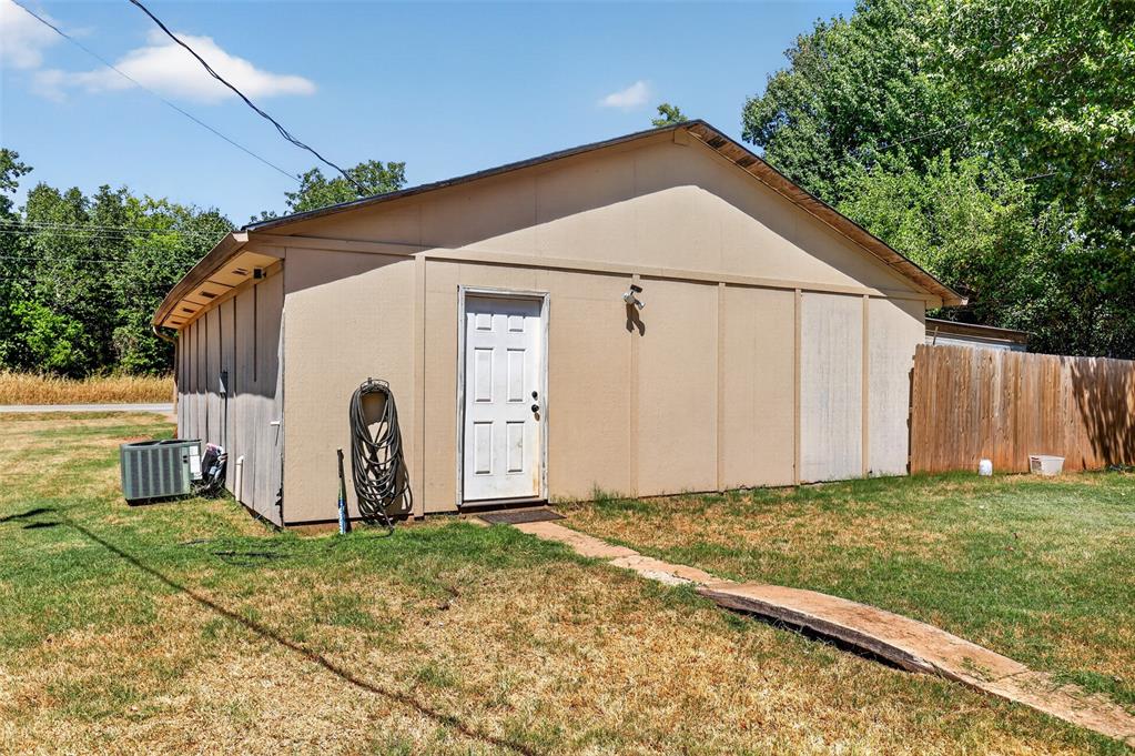 21480 Pioneer Circle Property Photo 23