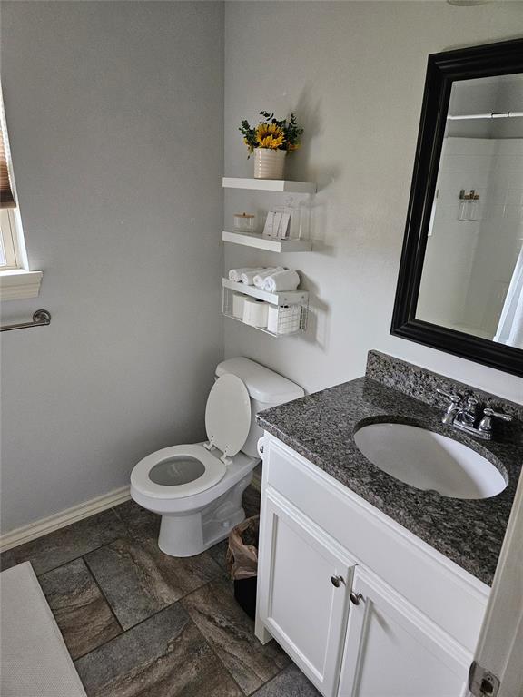 8004 Calm Water Drive Property Photo 17