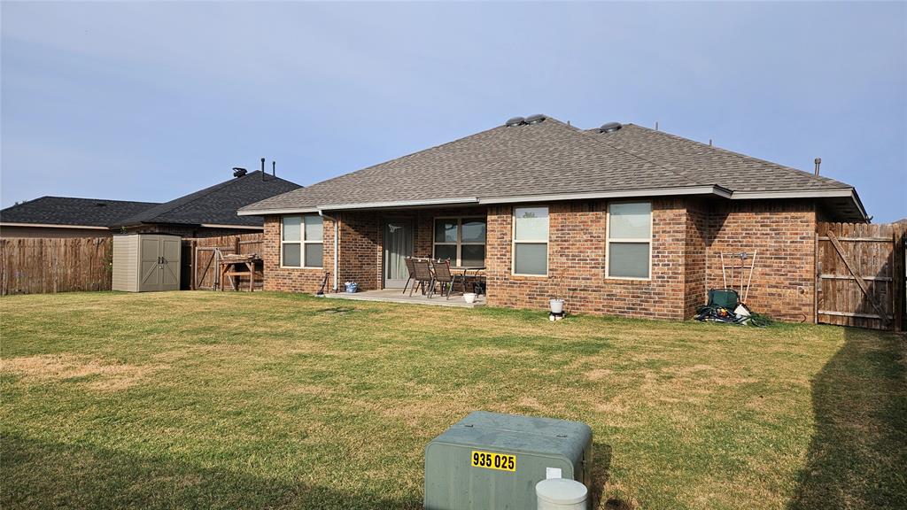 8004 Calm Water Drive Property Photo 25