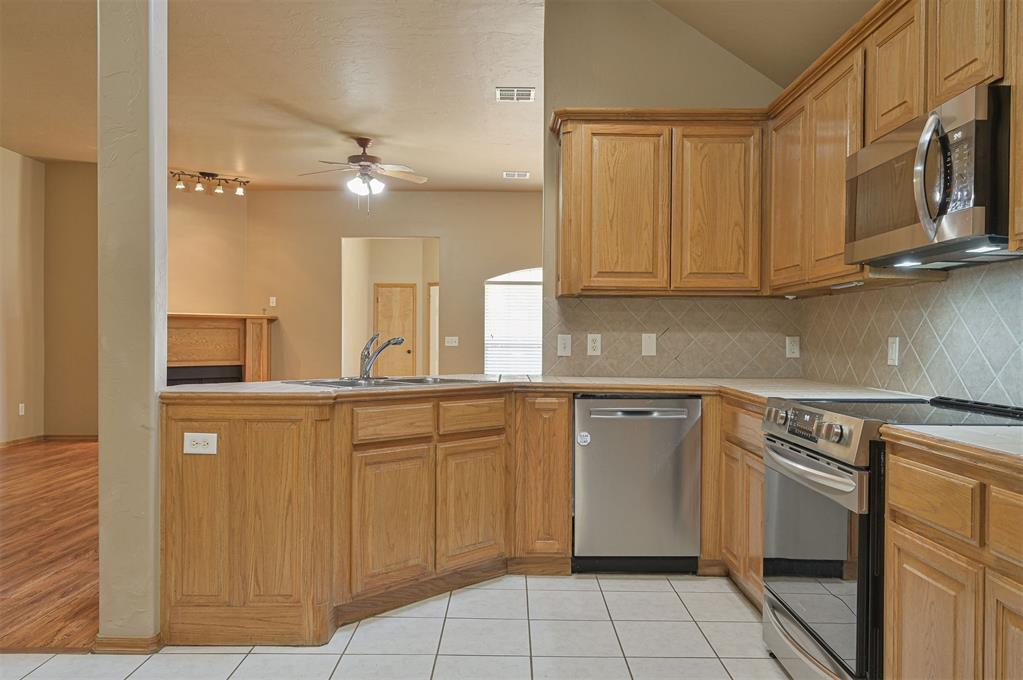 15 S Ridge Pointe Drive Property Photo 12