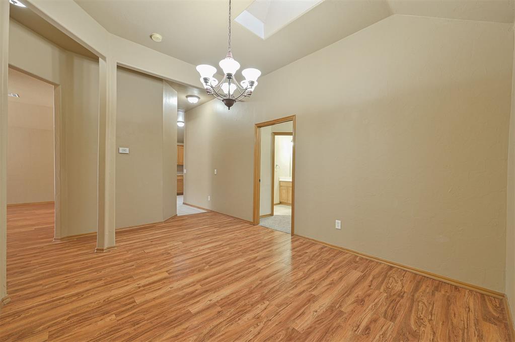 15 S Ridge Pointe Drive Property Photo 18