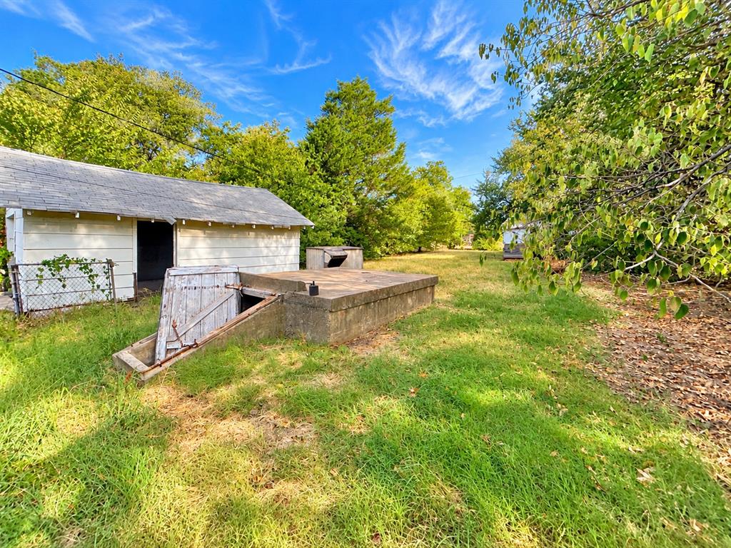 1109 W Mulberry Street Property Photo 19