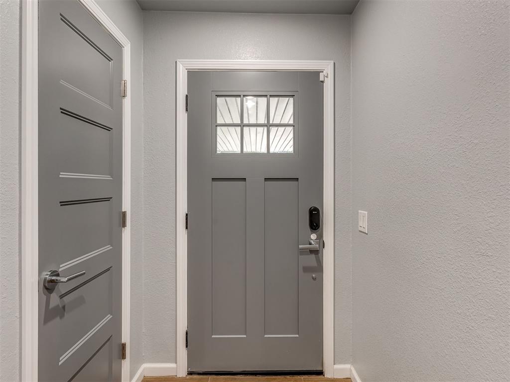 9927 Georgia Avenue Property Photo 8