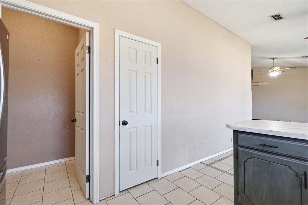 918 Polk Street Property Photo 18