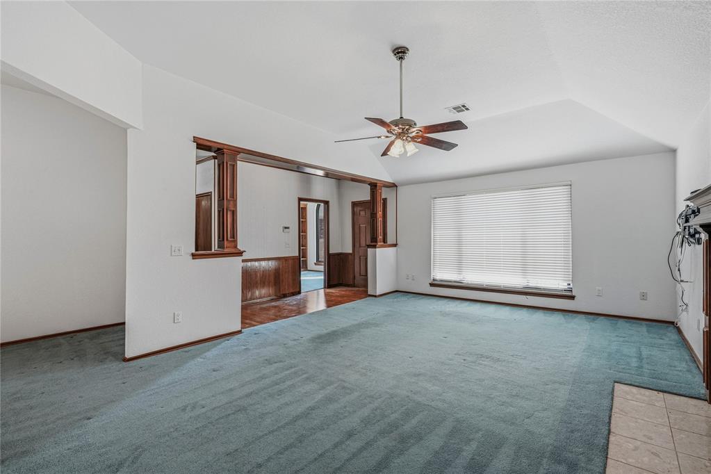 3808 Drawbridge Lane Property Photo 7