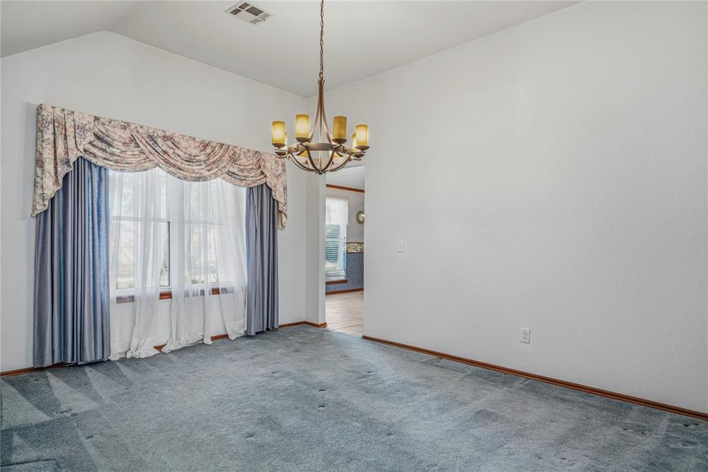3808 Drawbridge Lane Property Photo 9