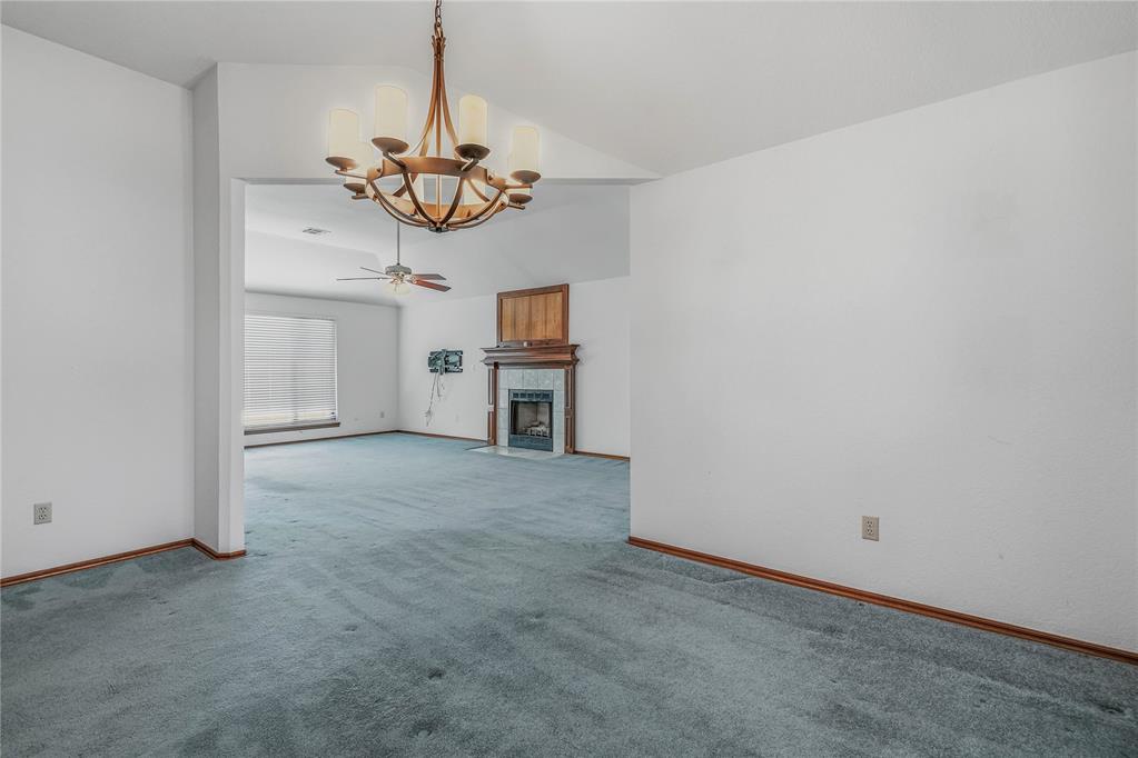 3808 Drawbridge Lane Property Photo 11