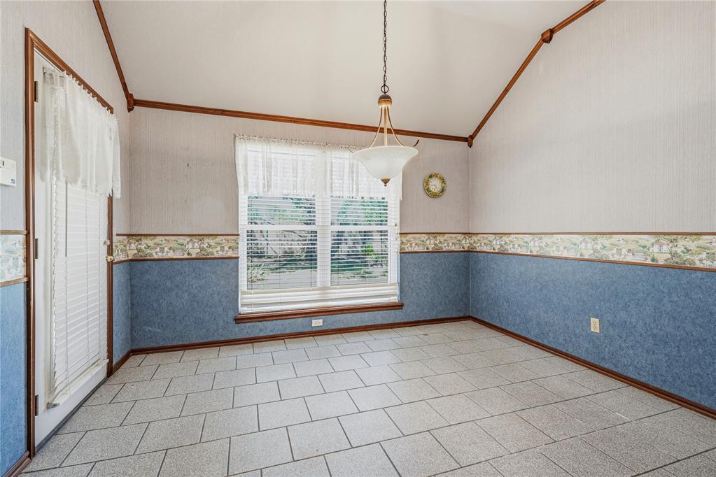 3808 Drawbridge Lane Property Photo 13