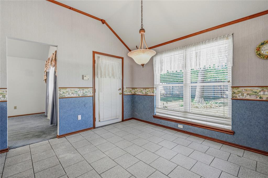 3808 Drawbridge Lane Property Photo 14