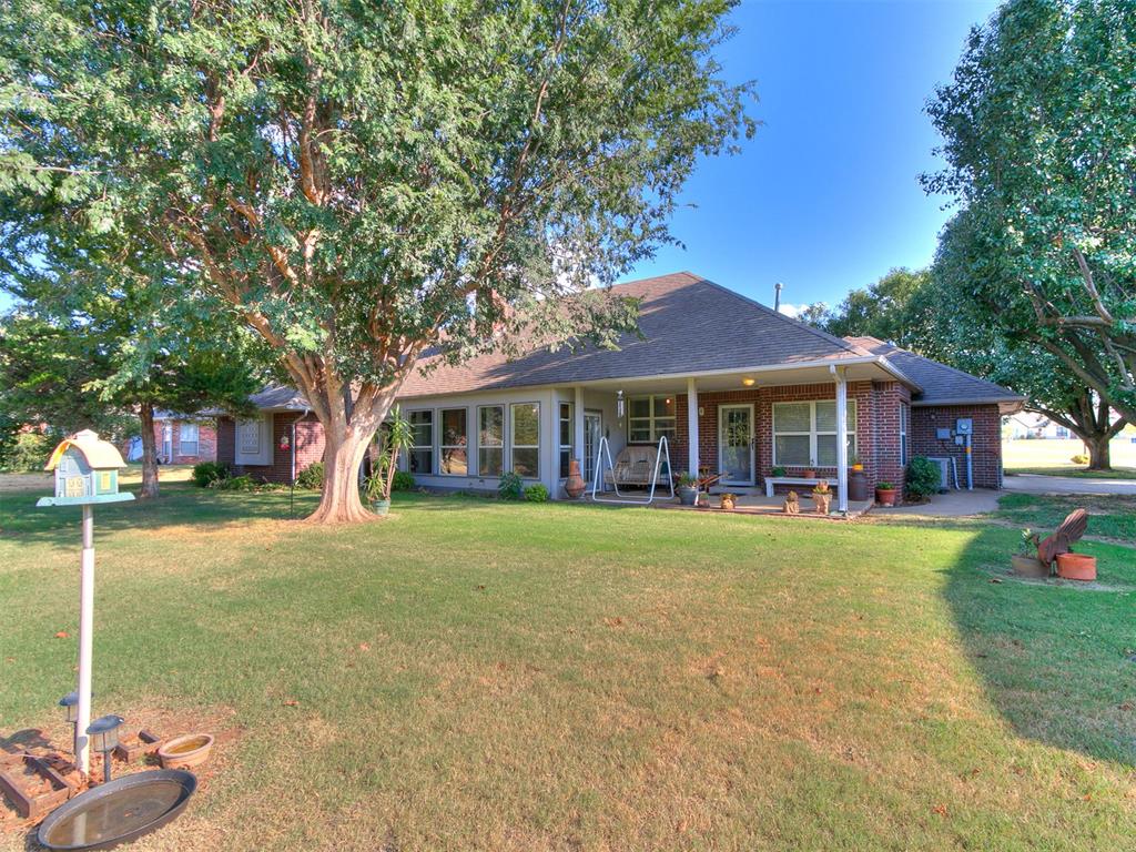 1427 Grand View Way Property Photo 4