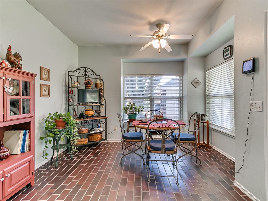 1427 Grand View Way Property Photo 15