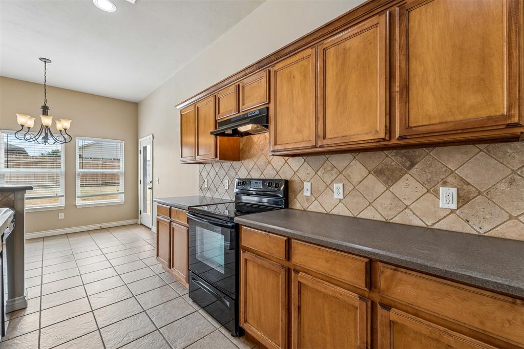 9528 Sw 25th Street Property Photo 8
