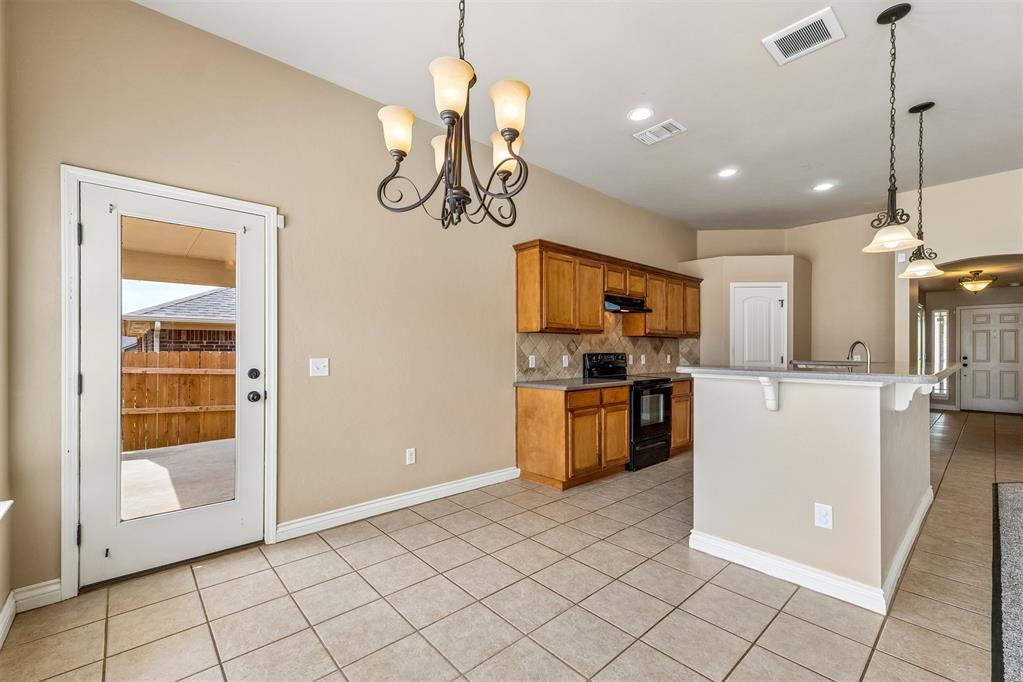9528 Sw 25th Street Property Photo 9