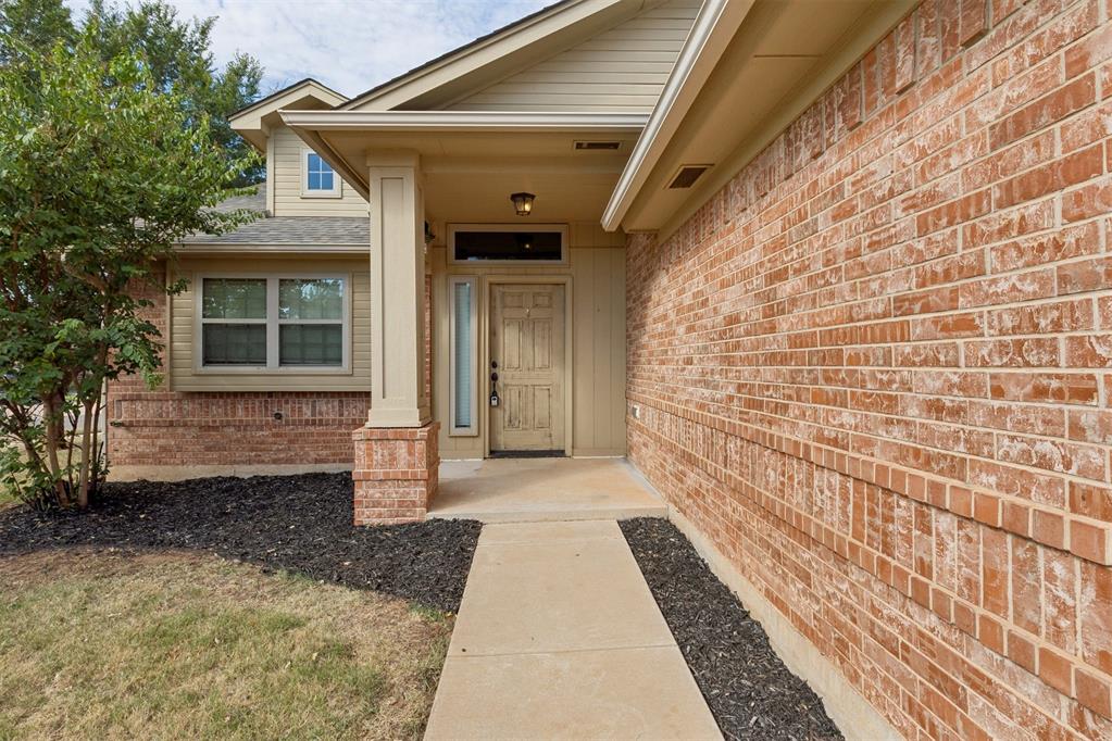 2500 Nw 185th Street Property Photo 2