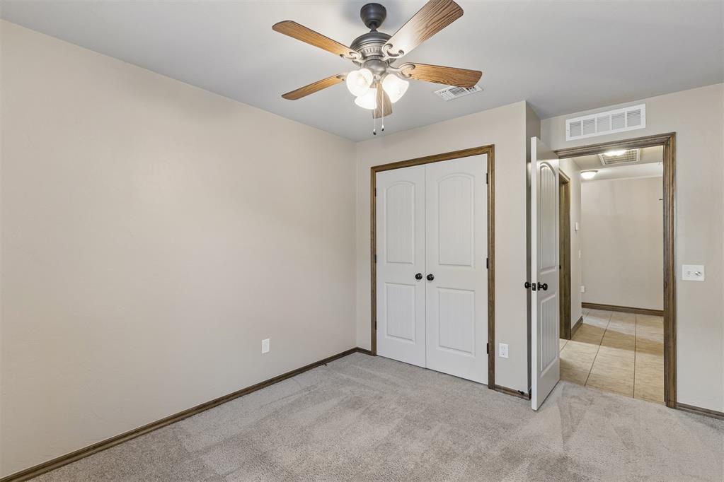 2500 Nw 185th Street Property Photo 19