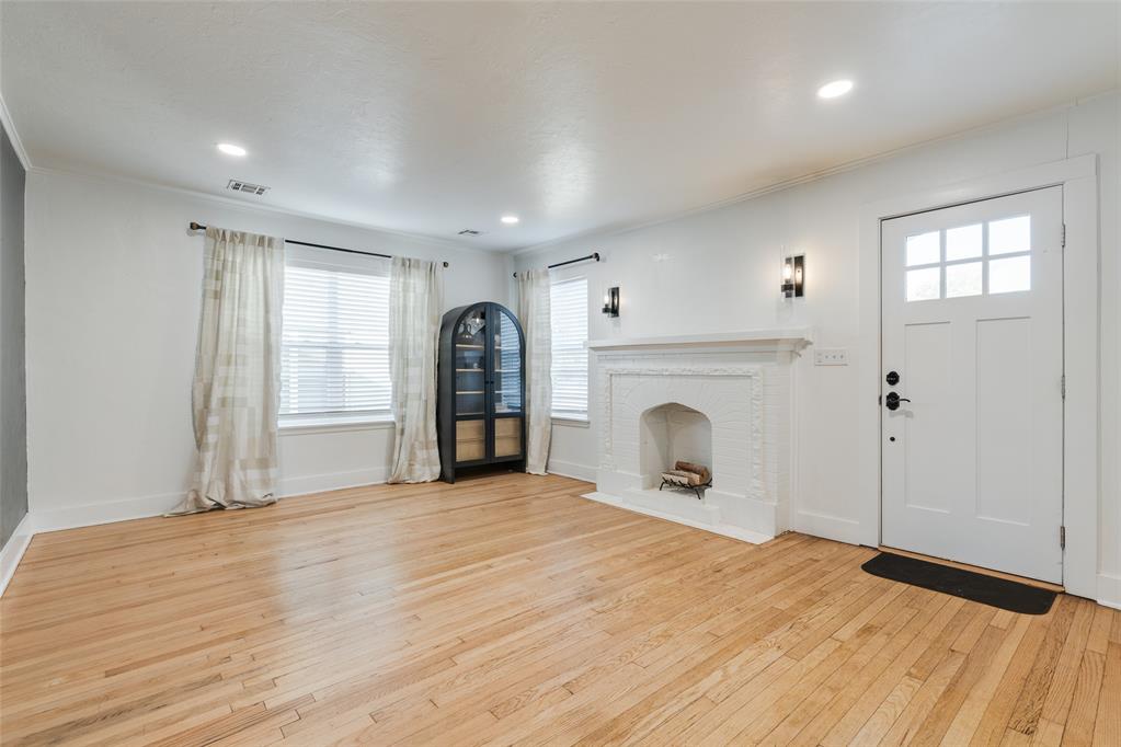 114 Nw 31st Street Property Photo 6