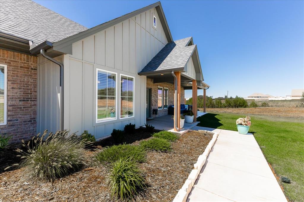 4642 Vista Reach Circle Property Photo 2