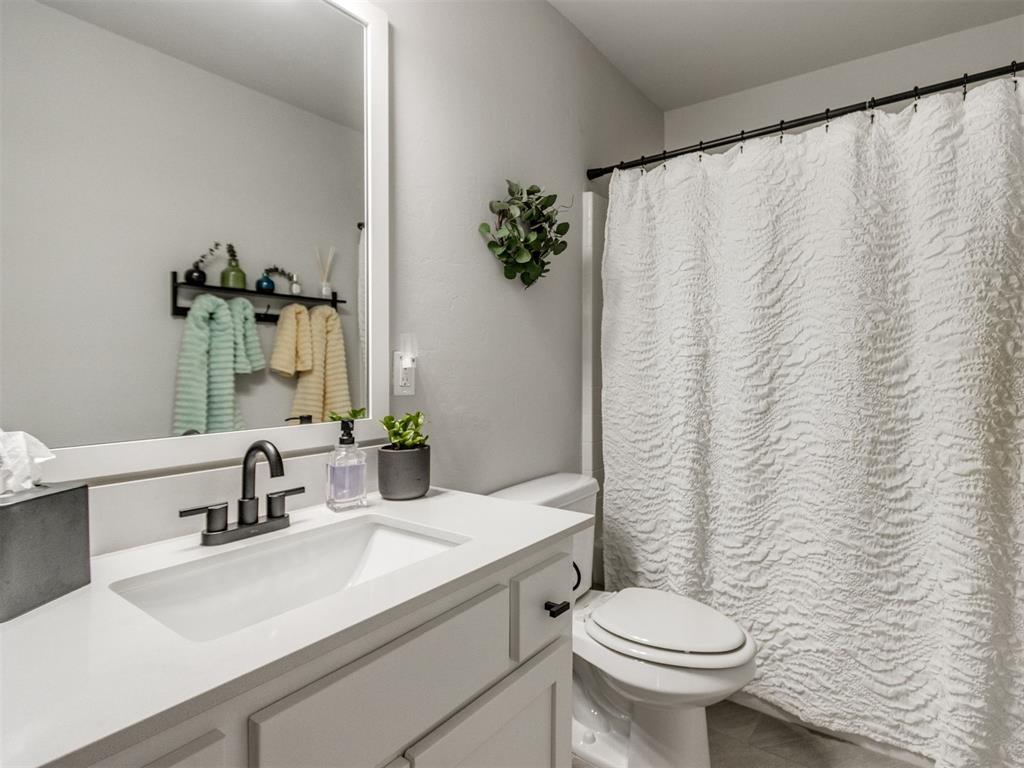 2100 Norwood Drive Property Photo 35