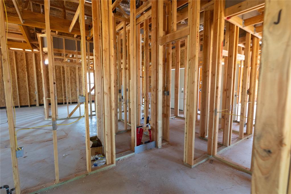 17155 Billy Road Property Photo 6