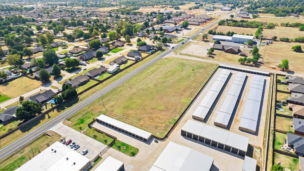 N Clear Springs Road Property Photo 10