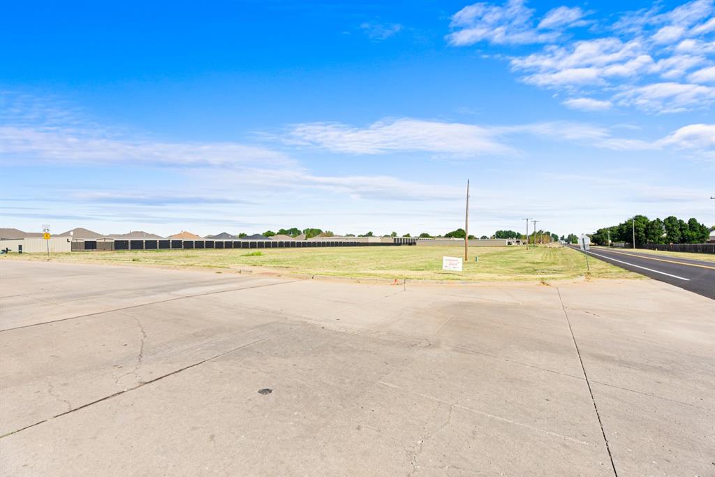N Clear Springs Road Property Photo 19
