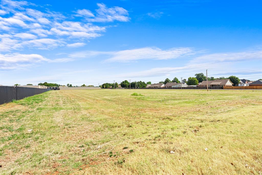 N Clear Springs Road Property Photo 22