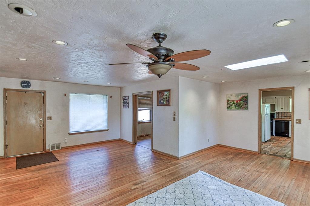 3939 Cashion Place Property Photo 6