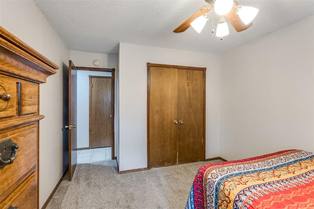 1011 Royal Lane Property Photo 30