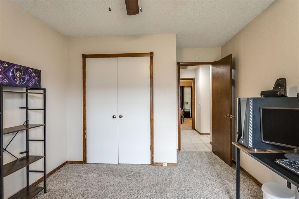 1011 Royal Lane Property Photo 35