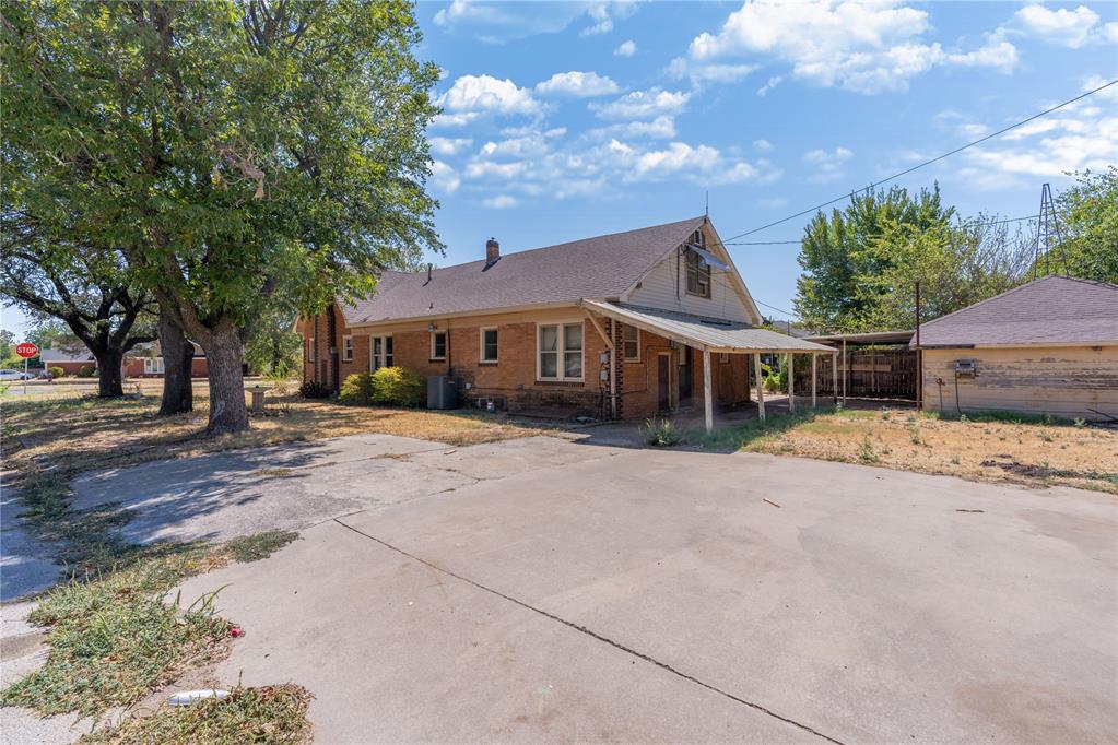 1402 S 19th Street Property Photo 21