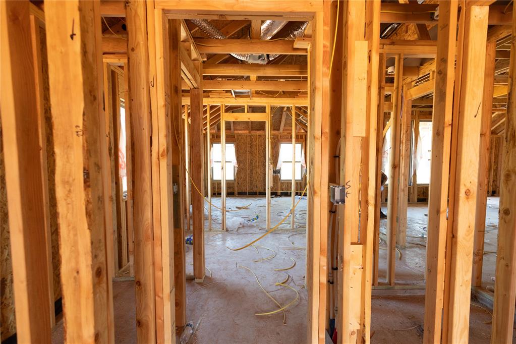 17183 Billy Road Property Photo 3