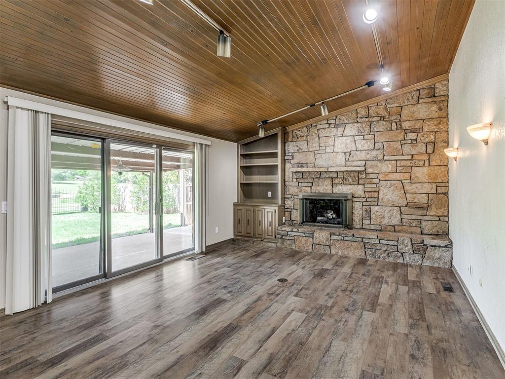 907 Leisure Drive Property Photo 3