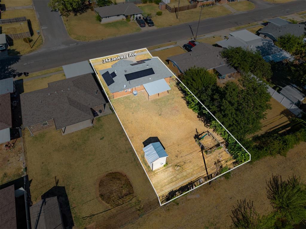 242 S Janeway Avenue Property Photo 4