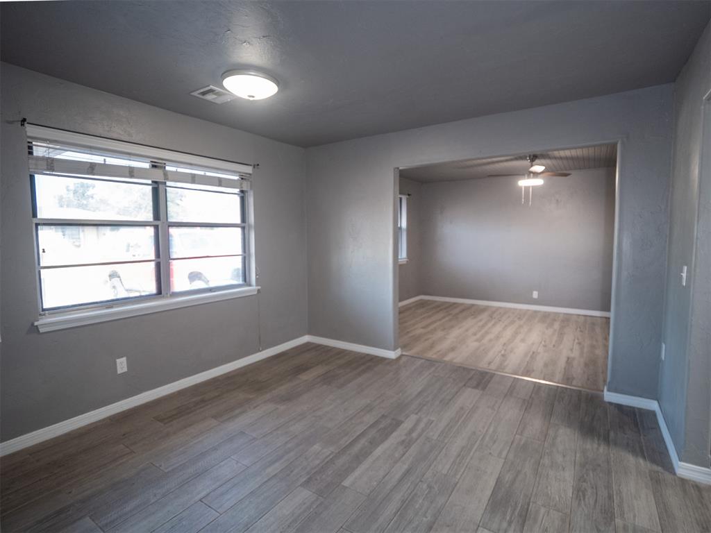 242 S Janeway Avenue Property Photo 11