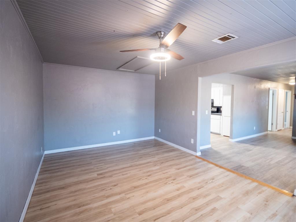 242 S Janeway Avenue Property Photo 17